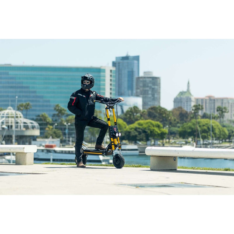 Kaabo King GTR Electric Scooter - Outside Town