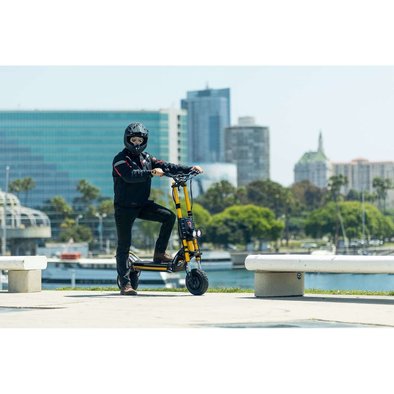Kaabo King GTR Electric Scooter - Outside Town