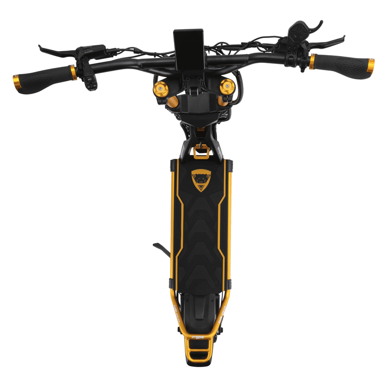 King GTR Max Electric Scooter - Outside Town